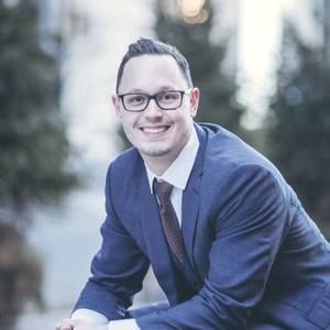 Meet your Posher, Troy